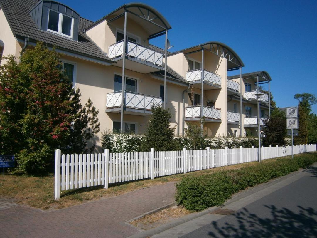 Studio 8 Im 1 Og Haus Stranddistel, Schones Studio Fur 2 Personen In Zingst, Hund Erlaubt Luaran gambar
